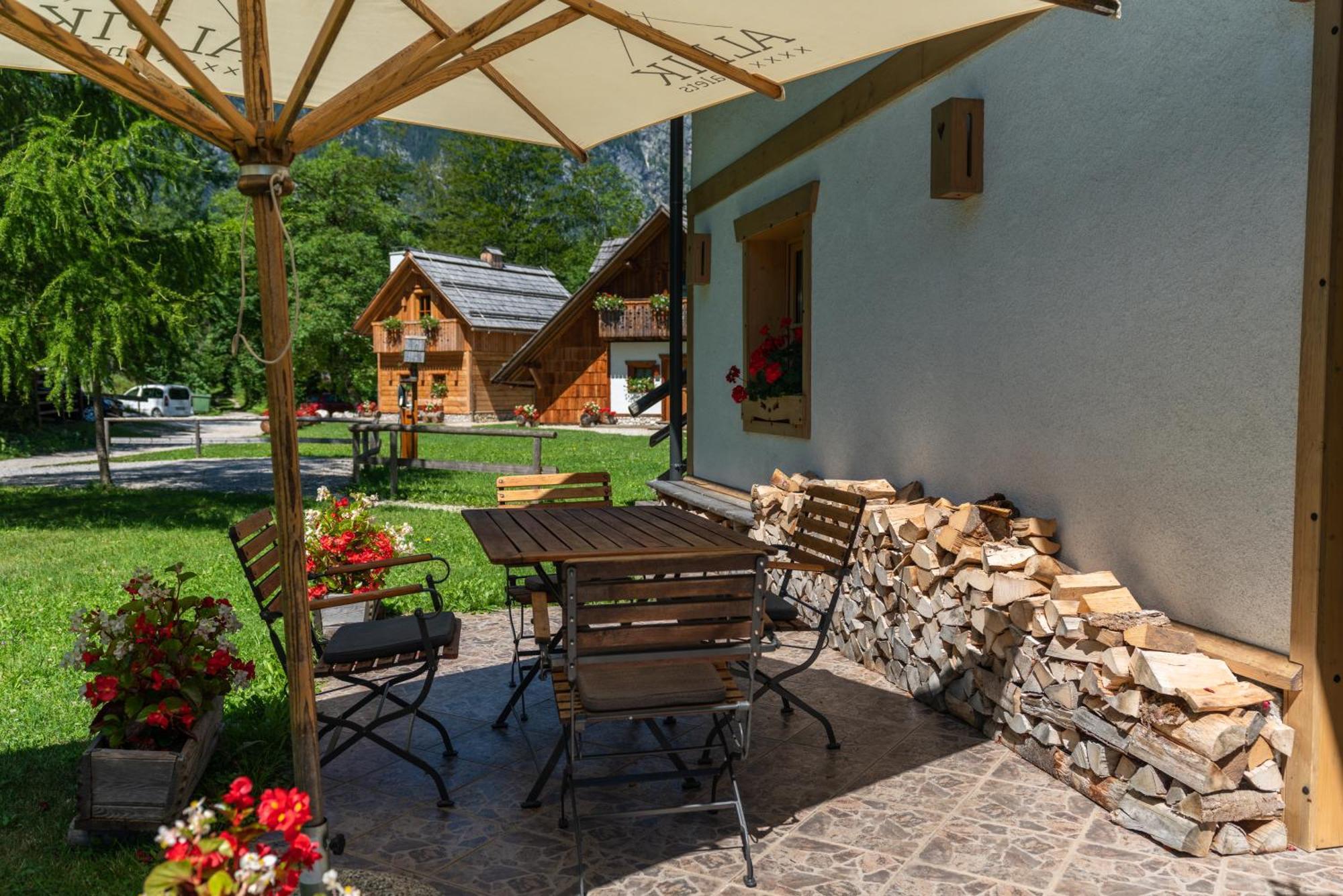 Alpik Chalets - Bohinj Bilik gambar